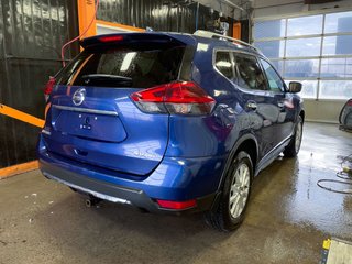 2018 Nissan Rogue in St-Jérôme, Quebec - 8 - w320h240px