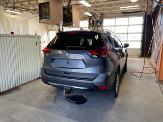 Nissan Rogue  2020 à St-Jérôme, Québec - 8 - w320h240px