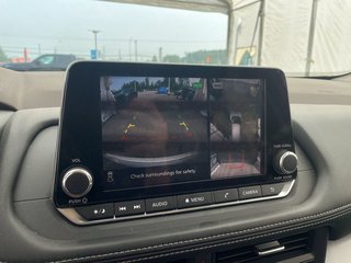 Nissan Rogue  2023 à St-Jérôme, Québec - 16 - w320h240px