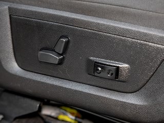 2023 Ram 1500 Classic in St-Jérôme, Quebec - 27 - w320h240px