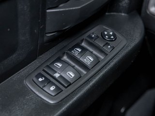 2023 Ram 1500 Classic in St-Jérôme, Quebec - 23 - w320h240px
