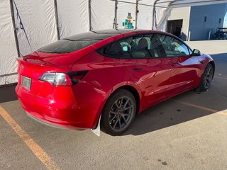 2021 Tesla MODEL 3 in St-Jérôme, Quebec - 10 - w320h240px