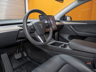 2024 Tesla Model Y in St-Jérôme, Quebec - 2 - w320h240px