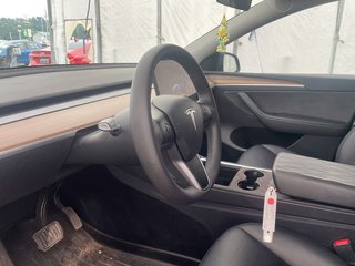 2024 Tesla Model Y in St-Jérôme, Quebec - 3 - w320h240px