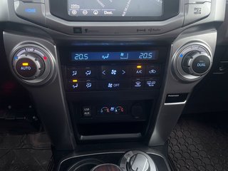 2018 Toyota 4Runner in St-Jérôme, Quebec - 14 - w320h240px