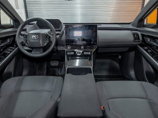 Toyota bZ4X  2023 à St-Jérôme, Québec - 11 - w320h240px