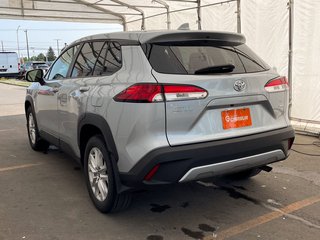 Toyota COROLLA CROSS  2024 à St-Jérôme, Québec - 5 - w320h240px