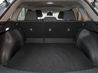 Toyota COROLLA CROSS  2024 à St-Jérôme, Québec - 26 - w320h240px