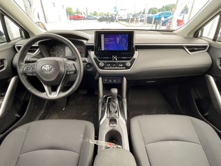 Toyota COROLLA CROSS  2024 à St-Jérôme, Québec - 10 - w320h240px