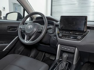 Toyota COROLLA CROSS  2024 à St-Jérôme, Québec - 24 - w320h240px