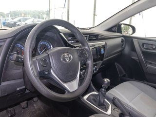 Toyota Corolla  2017 à St-Jérôme, Québec - 3 - w320h240px