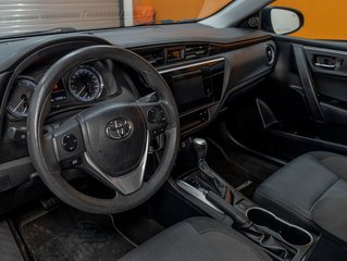 2018 Toyota Corolla in St-Jérôme, Quebec - 2 - w320h240px