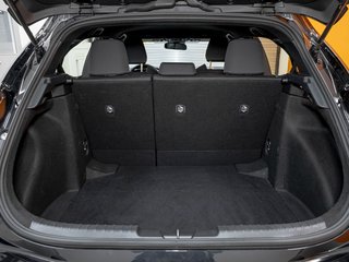 Toyota Corolla  2025 à St-Jérôme, Québec - 27 - w320h240px