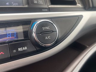 Toyota Highlander  2019 à St-Jérôme, Québec - 16 - w320h240px