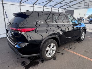 2020 Toyota Highlander in St-Jérôme, Quebec - 8 - w320h240px