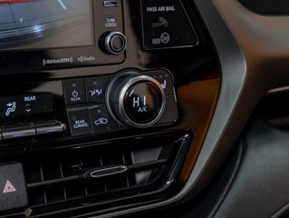 Toyota Highlander  2022 à St-Jérôme, Québec - 21 - w320h240px