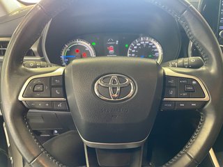 2022 Toyota Highlander in St-Jérôme, Quebec - 13 - w320h240px