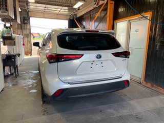 2022 Toyota Highlander in St-Jérôme, Quebec - 5 - w320h240px