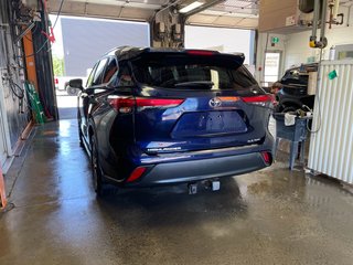 Toyota Highlander  2023 à St-Jérôme, Québec - 6 - w320h240px