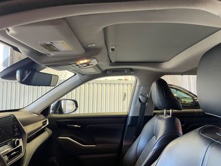 Toyota Highlander  2023 à St-Jérôme, Québec - 3 - w320h240px