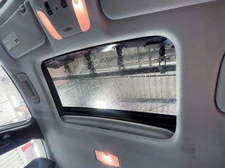 Toyota Prius  2017 à St-Jérôme, Québec - 3 - w320h240px