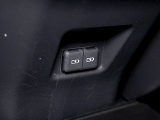 2023 Toyota RAV4 Prime in St-Jérôme, Quebec - 33 - w320h240px