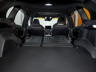 2023 Toyota RAV4 Prime in St-Jérôme, Quebec - 35 - w320h240px
