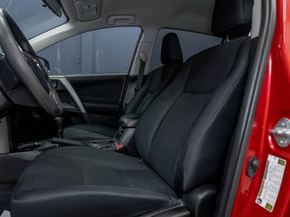 Toyota RAV4  2016 à St-Jérôme, Québec - 10 - w320h240px
