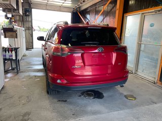 Toyota RAV4  2016 à St-Jérôme, Québec - 5 - w320h240px