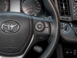 Toyota RAV4  2017 à St-Jérôme, Québec - 15 - w320h240px