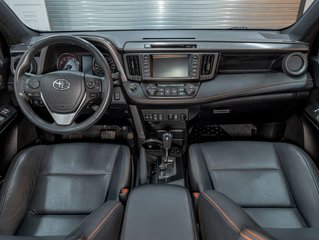 Toyota RAV4  2017 à St-Jérôme, Québec - 11 - w320h240px