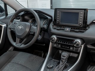 Toyota RAV4  2020 à St-Jérôme, Québec - 27 - w320h240px