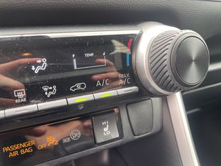Toyota RAV4  2020 à St-Jérôme, Québec - 14 - w320h240px