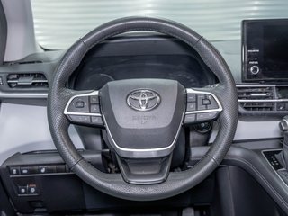 2025 Toyota Sienna in St-Jérôme, Quebec - 15 - w320h240px