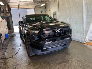 Toyota Tacoma  2025 à St-Jérôme, Québec - 9 - w320h240px