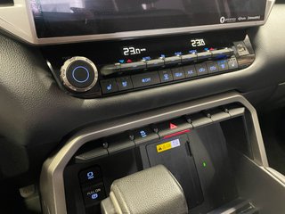 2023 Toyota Tundra in St-Jérôme, Quebec - 10 - w320h240px