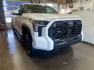 Toyota Tundra  2024 à St-Jérôme, Québec - 9 - w320h240px