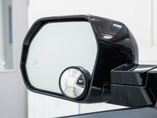 2024 Toyota Tundra in St-Jérôme, Quebec - 32 - w320h240px