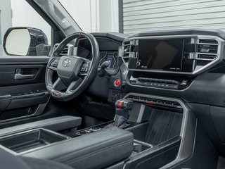Toyota Tundra  2024 à St-Jérôme, Québec - 32 - w320h240px