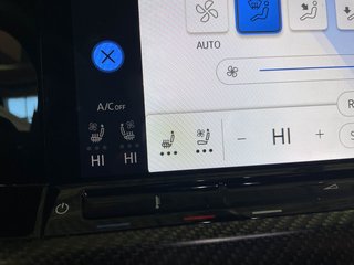 Volkswagen Golf R  2024 à St-Jérôme, Québec - 10 - w320h240px