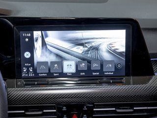 Volkswagen Golf R  2024 à St-Jérôme, Québec - 18 - w320h240px
