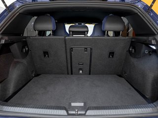 Volkswagen Golf R  2024 à St-Jérôme, Québec - 33 - w320h240px
