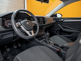 2019 Volkswagen Jetta in St-Jérôme, Quebec - 2 - w320h240px