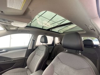 Volkswagen Taos  2022 à St-Jérôme, Québec - 3 - w320h240px