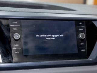 Volkswagen Taos  2022 à St-Jérôme, Québec - 16 - w320h240px