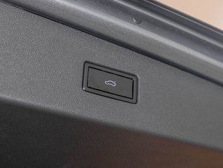 2020 Volkswagen Tiguan in St-Jérôme, Quebec - 34 - w320h240px