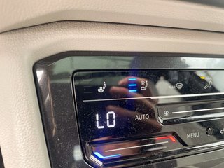 Volkswagen Tiguan  2022 à St-Jérôme, Québec - 14 - w320h240px