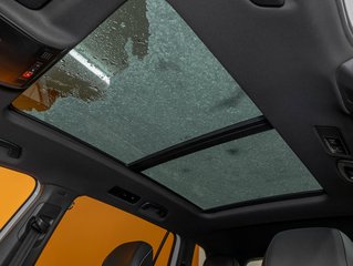 Volkswagen Tiguan  2023 à St-Jérôme, Québec - 4 - w320h240px