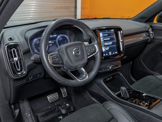 Volvo XC40  2022 à St-Jérôme, Québec - 2 - w320h240px