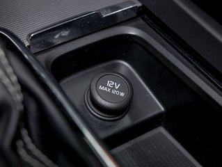 2020 Volvo XC60 in St-Jérôme, Quebec - 23 - w320h240px